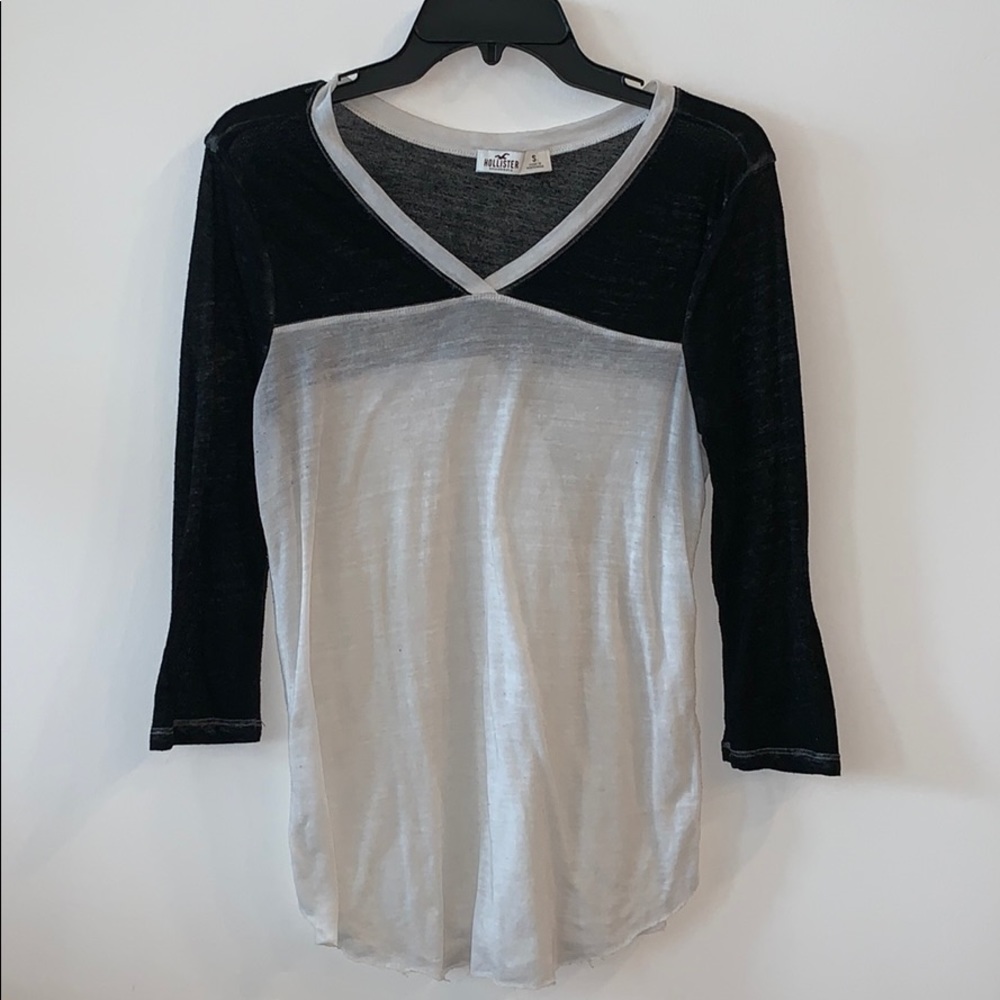 Light weight Hollister baseball tee
